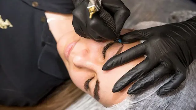 Brow Shaping Training Course