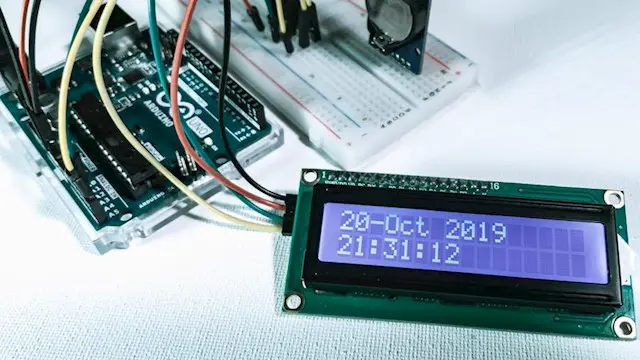 Arduino Alarm Clock Using a Real Time Clock and LCD Screen