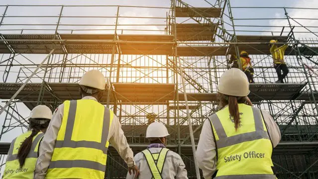 CSCS  |  Level 1 Award in Health and Safety in  Construction / Book with £15 Deposit