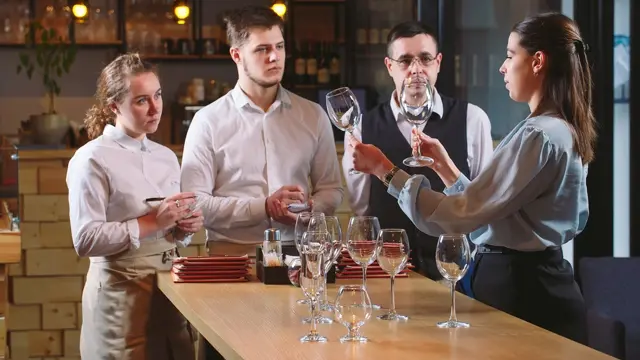 Complete Waiter Training Course - CPD Certified