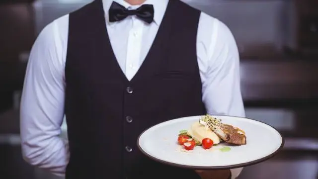 Waiter Training - A Complete Guide