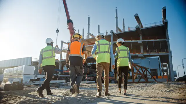 Health and Safety : Health and Safety in a Construction Environment