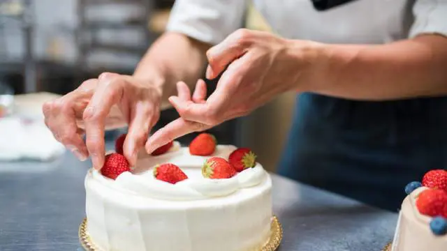 Expert Cake Baking Essentials