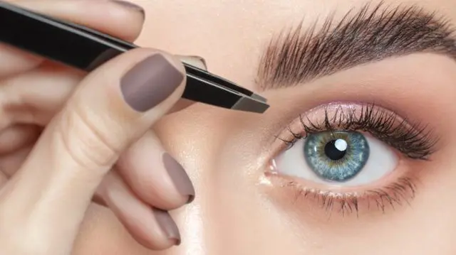Highly Defined Eyebrow Online Course - IPHM Accredited