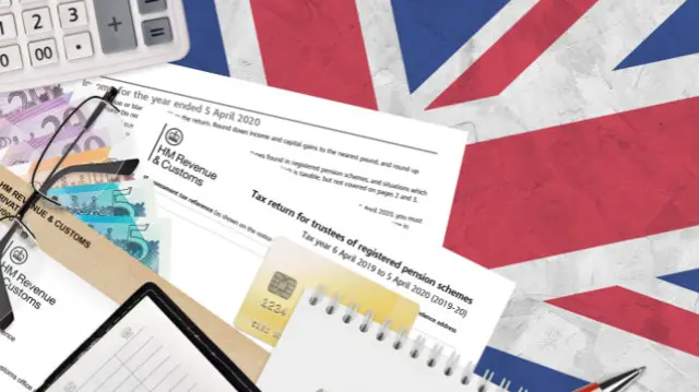 Tax : UK Tax Returns with HMRC