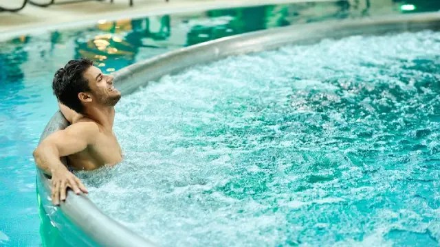 Hydrotherapy: Master the Art of Natural Healing of the Body