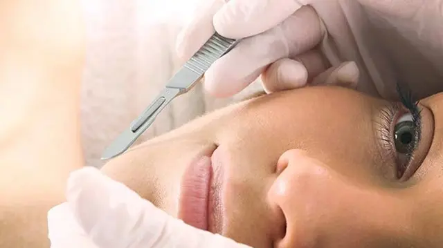 Diploma in Dermaplaning  & Facial Therapist Training Course 