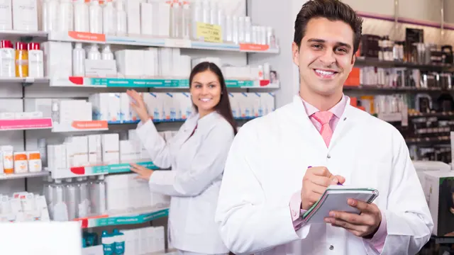 Pharmacy Technician : Advanced Pharmacy Technician