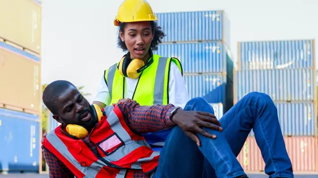 Workplace First Aid Training: Emergency First Aid at Work