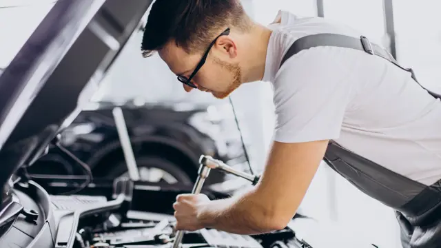 Level 3 Car & HGV Mechanic Diploma: Car Maintenance, Detailing & Vehicle Restoration
