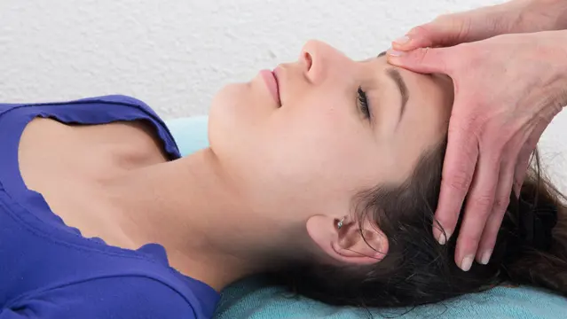 Indian Head Massage : Indian Head Massage