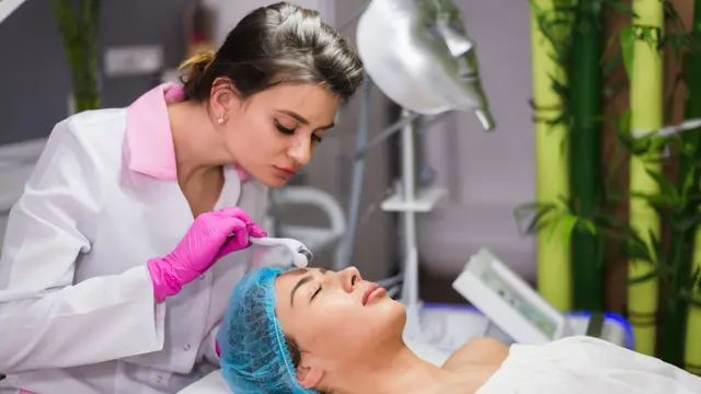 Level 1 Certificate In Facial Services