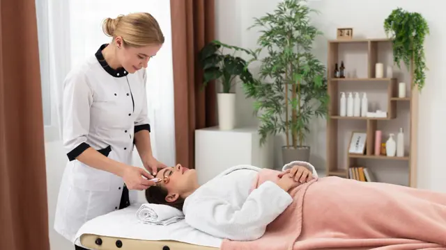 Level 7 Advanced Diploma in Reflexology Course