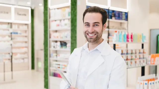 Pharmacy: Pharmacy Assistant