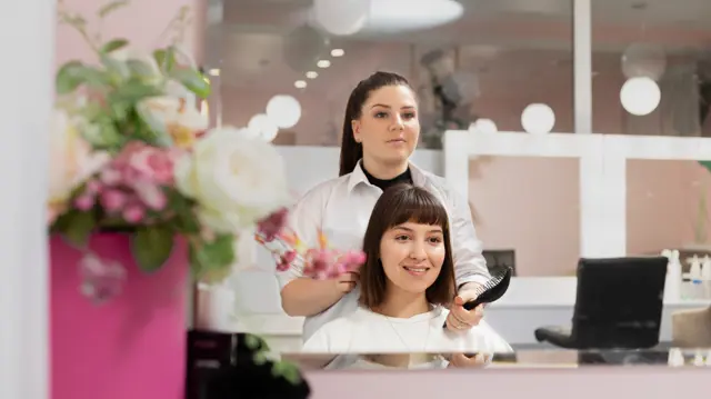 Salon Management Course