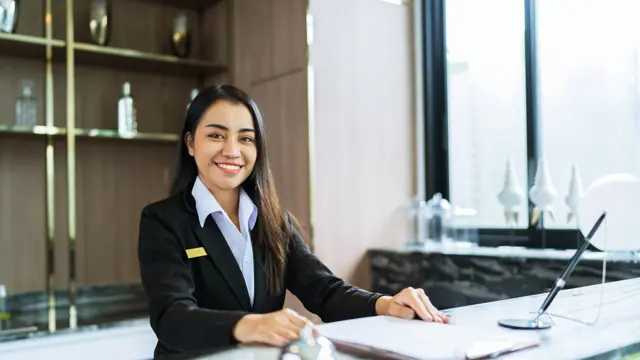 Level 4 Hotel Receptionist