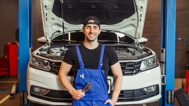 Car Mechanic: Car Detailing, Car Maintenance & Car Restoration