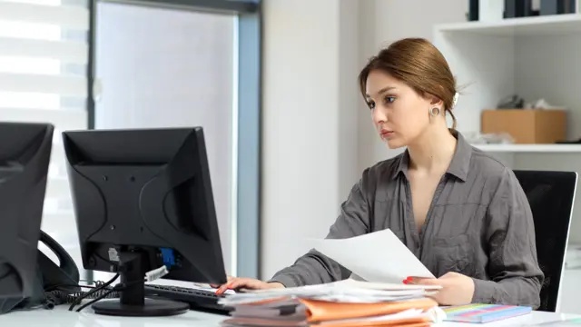 Office Administration & Reception (Receptionist) Skills Training - Level 3 Diploma